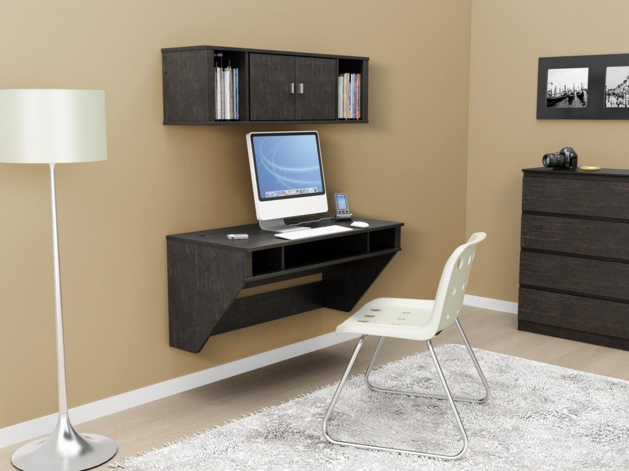 Beautiful floating desk with computer - Taskmasters Dubai